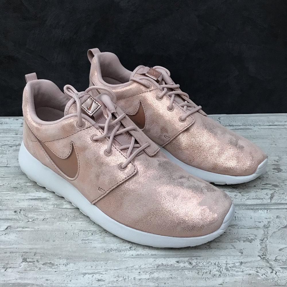 Nike Roshe One Premium